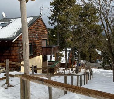 Pyrenees 2000 Ski Chalet | chalet de l ours