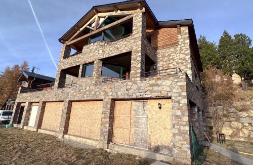 Eyne 2600 Ski Chalet | CHALET DE LA COULEE - Chalet de grand standing avec spa offrant une vue sur la vallée