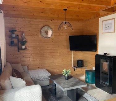 Champdray Ski Chalet | Chalet de la Goutte - Calme Nature