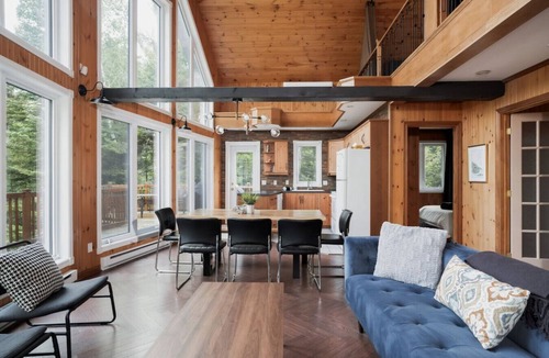 Chertsey Cottage | Chalet de la rivière d`Amance avec Spa