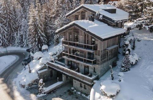 Courchevel Ski Chalet | Chalet de luxe à Courchevel avec piscine et personnel 15 pers - FR-1-562-71