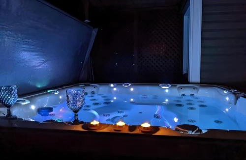 Lac-aux-Sables House | Chalet de luxe Équinoxe - bord de l'eau avec Spa