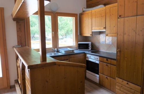 Lauenen Bei Gstaad Ski Chalet | Chalet de Pralong, 28 people, Zinal Grimentz