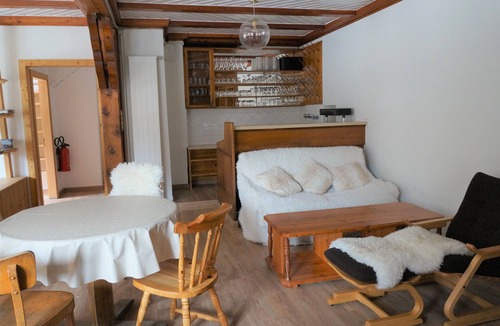 Lauenen Bei Gstaad Ski Chalet | Chalet de Pralong, 28 people, Zinal Grimentz