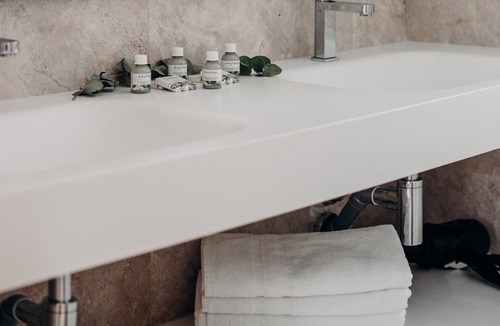 Eaux-Bonnes Ski Chalet | Chalet Deluxe .