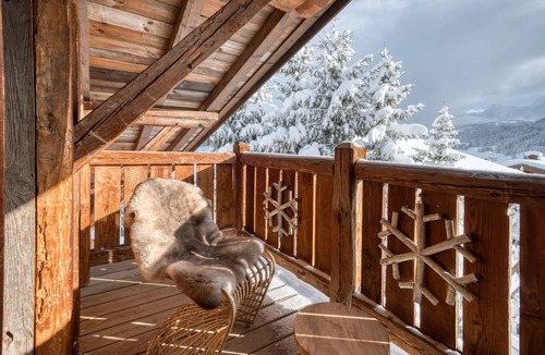Demi-Quartier Ski Chalet | Chalet Demi-Quartier Mont-Blanc view