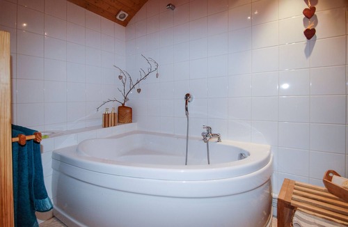 Thones Bed & Breakfast | Chalet des Burdines