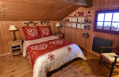 Thones Bed & Breakfast | Chalet des Burdines