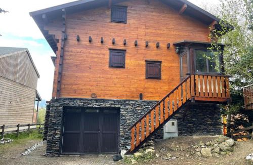 Pyrenees 2000 Ski Chalet | Chalet des Esquits