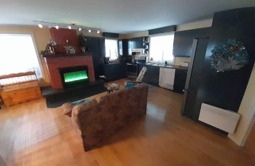 Riviere-Bleue Ski Chalet | Chalet des frontières-Le 520 Lac Long Riviere-Bleue