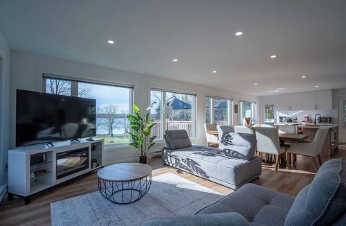 Le Haut-Saint-Francois Regional County Municipality Ski Chalet | Chalet des Oiseaux Bleus/Spa/Lac