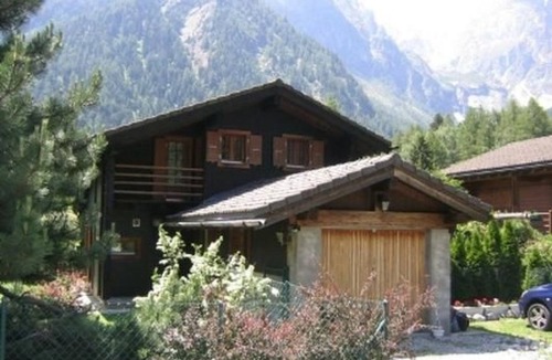 Saleinaz House | Chalet, Dil Arom, geschlossener Garten by Interhome