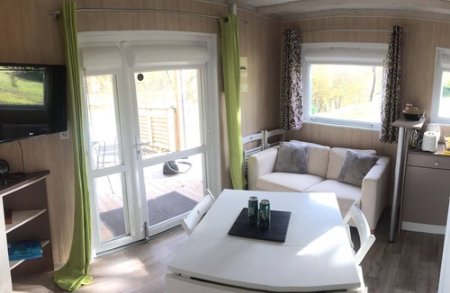 Saint-Paul-Lizonne Ski Chalet | Chalet Dordogne Périgord