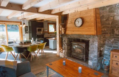 Saint-Jean-dʼAulps Ski Chalet | Chalet Dranse skiVTT - Mountain Voyages chalet