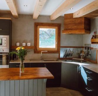 Saint-Jean-dʼAulps Ski Chalet | Chalet Dranse skiVTT - Mountain Voyages chalet