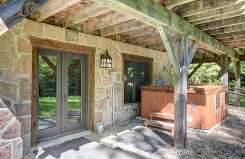 Lac Superieur Village Cottage | Chalet du boisé # 055