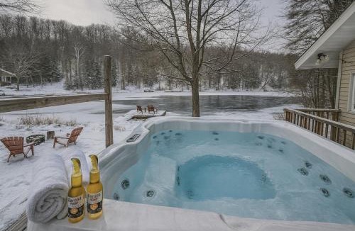 St-Adolphe-d'Howard House | Chalet du Domaine Spa privé et lac