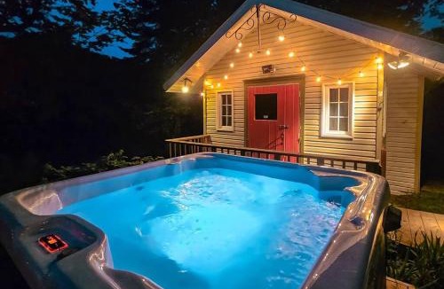 St-Adolphe-d'Howard House | Chalet du Domaine Spa privé et lac