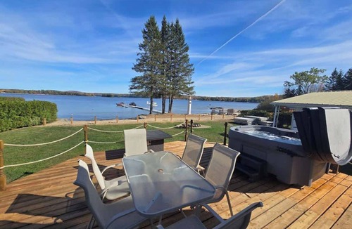 Lac-Simon House | Chalet du Manoir - Beach