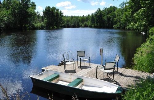 Saint-Paulin Ski Chalet | Chalet Du Marais