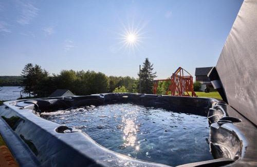 Pohenegamook Ski Chalet | Chalet du Rivage