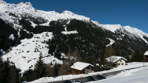 Couta Ski Chalet | Chalet Edelweiss