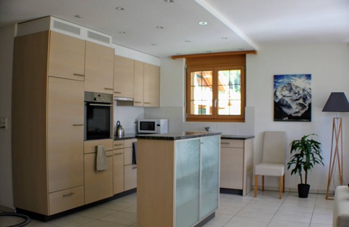 Lauterbrunnen Apartment | Chalet Edelweiss: Spacious Luxury, Stunning View