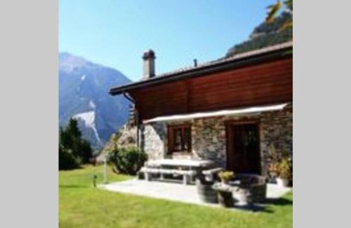 Volleges Ski Chalet | Chalet Edelweiss - Verbier, Mountain Views, Jacuzzi!