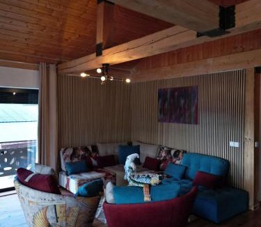 Egat Ski Chalet | Chalet EGAT