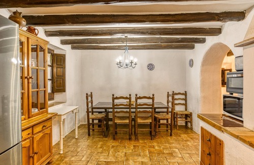 Esponella Ski Chalet | Chalet 'El Revolt De Martís' with Private Pool, Private Terrace and Wi-Fi
