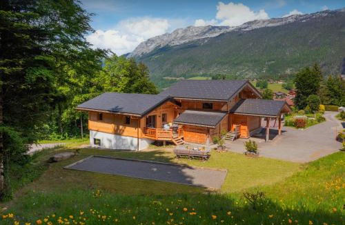 Saint-Jean-de-Sixt Ski Chalet | Chalet Elomaz - OVO Network