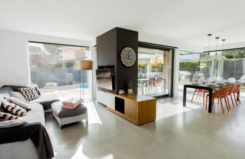 Mas Usall House | Chalet Els pins, Banyoles