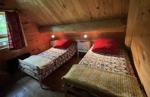 Mansonville Ski Chalet | Chalet en Bois Rond