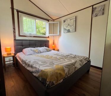 Levignac-de-Guyenne Other | Chalet en camping