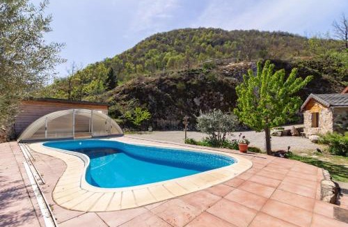 Ax-les-Thermes House | Chalet en Castel