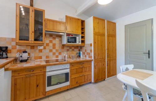 Saint-Cernin-de-lHerm Ski Chalet | Chalet En Bois