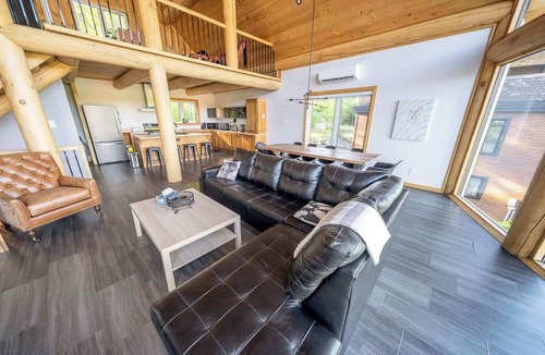Saint-Philemon House | Chalet en montagne | Spa et Ski | Le Goathouse