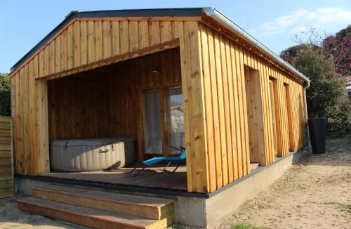 Saint-Hilaire-de-Riez Ski Chalet | CHALET ESPRIT ZEN et NATURE AVEC SPA