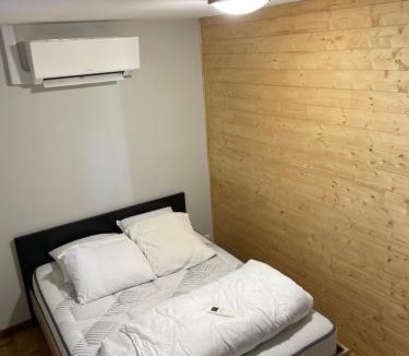 Henrichemont House | Chalet et étangs 2 chambres