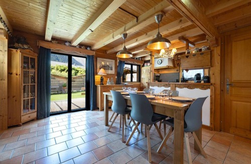 Argentiere Ski Chalet | Chalet Familial | Centre | Vue | Randos | Parking