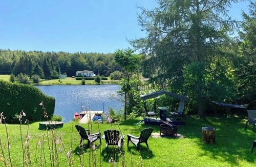Saint-Barthelemy Ski Chalet | Chalet Familial Lac Therrien. Peace and pleasure for you and your family!