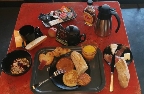 Chazey-sur-Ain Ski Chalet | Chalet Familial with kitchen option