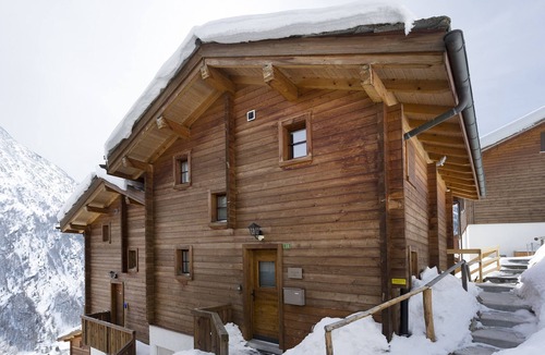 Saas-Fee Ski Chalet | Chalet flair with its own wellness area