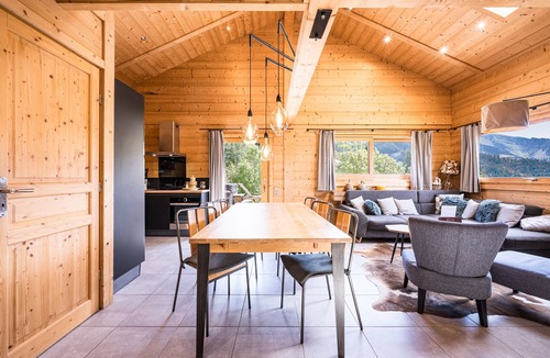 Manigod Ski Chalet | Chalet 'Fnire' with Mountain View, Private Jacuzzi and Shared Pool