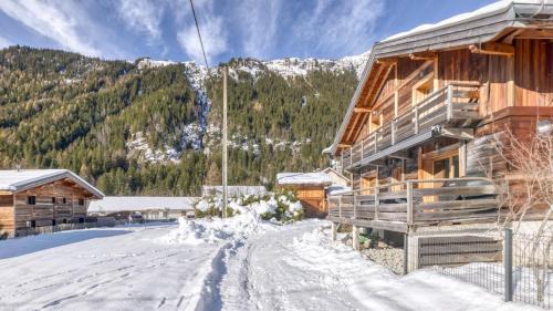 Chamonix-Mont-Blanc Ski Chalet | Chalet Follette