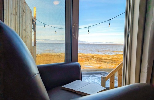 Cap-Saint-Ignace Ski Chalet | Chalet for 6 people - Waterfront | Spa | Fireplace |