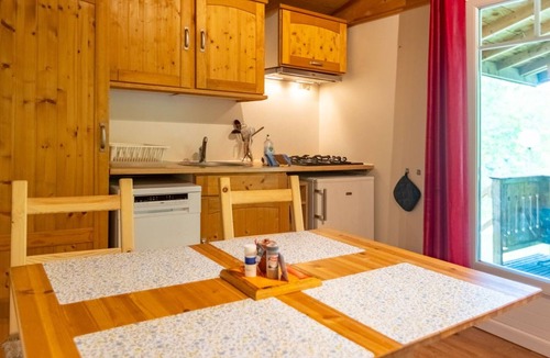 Fenouillet Ski Chalet | Chalet for 6 with Terrace