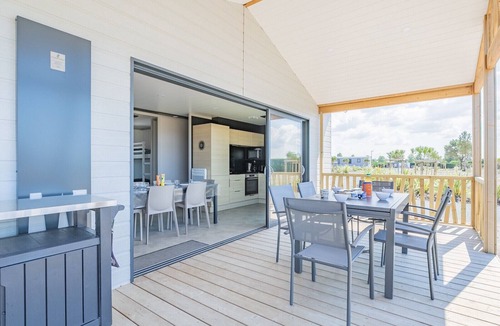 Bretignolles-sur-Mer Ski Chalet | Chalet for 6, holiday residence with swimming pool