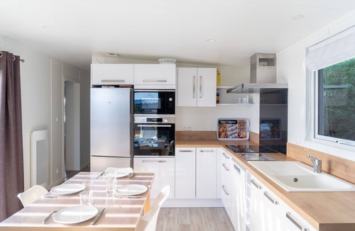 Bretignolles-sur-Mer Ski Chalet | Chalet for 4 adults/2 children with swimming pool