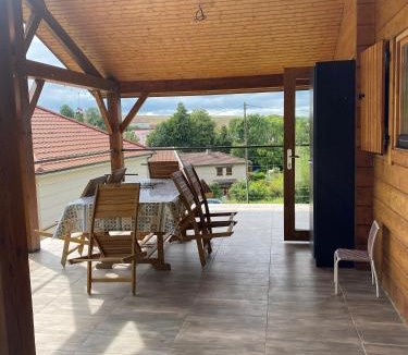 Clermont-en-Argonne Ski Chalet | Chalet